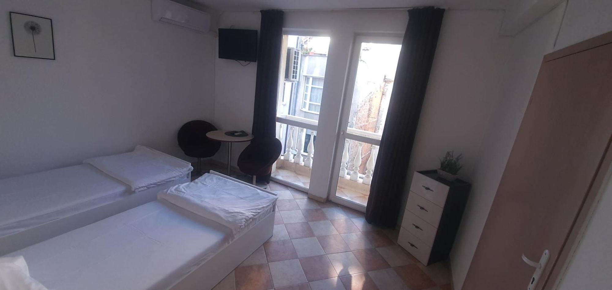Паи Хост Hostel Plovdiv Exterior photo